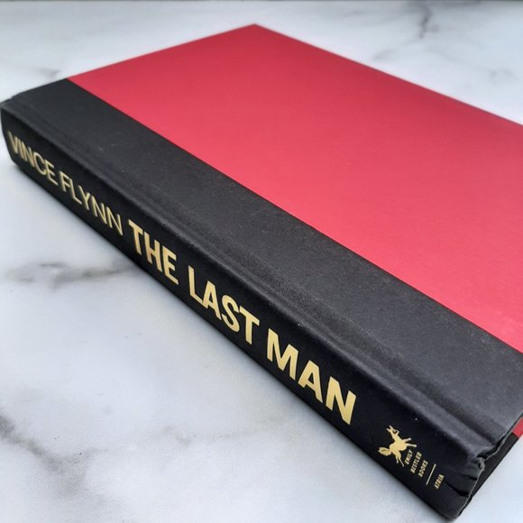 The Last Man VINCE FLYNN hardcover book - Picture 6 of 8